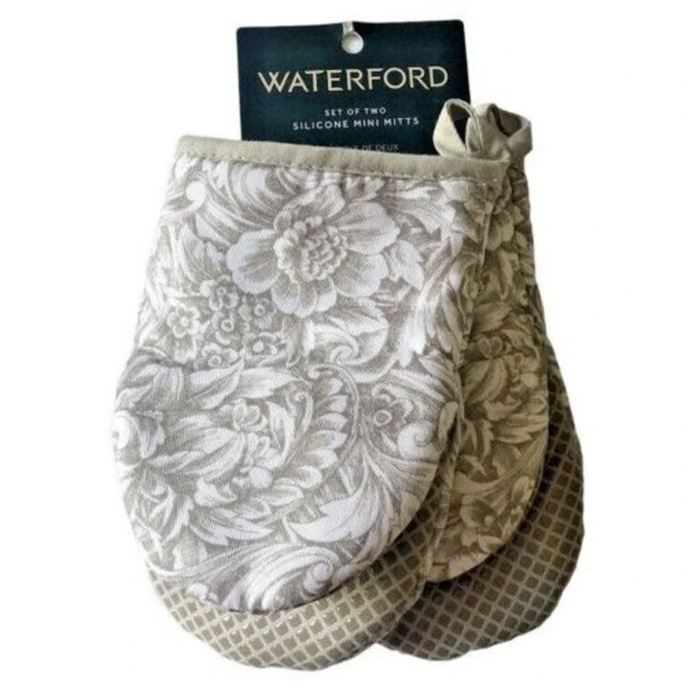 Waterford Mini Oven Mitts Set Of 2 Beige White Flowers Scroll Silicone Cotton